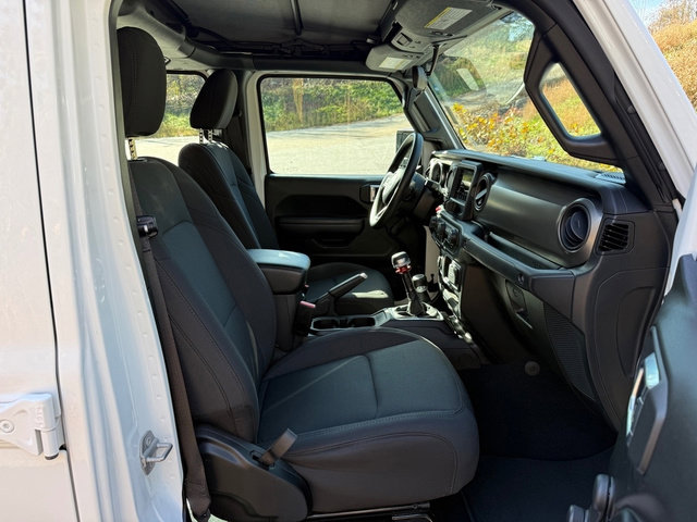 Used 2022 Jeep Gladiator Sport w/ Trailer Tow Package image 17