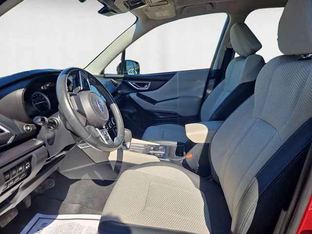 Used 2024 Subaru Forester Premium image 9