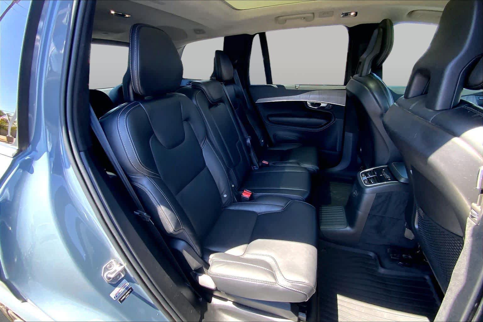 Used 2021 Volvo XC90 T8 Inscription w/ Lounge Package AWD/4WD image 20