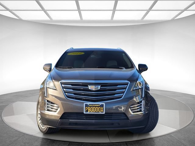 Used 2019 Cadillac XT5 FWD image 2