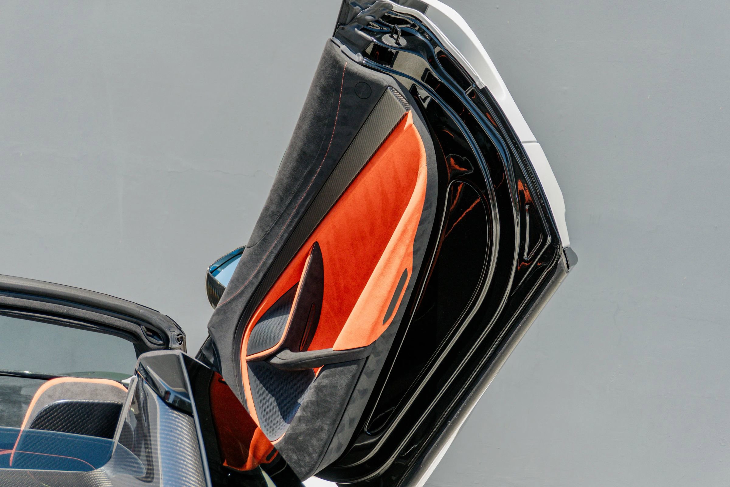 Used 2022 McLaren 765LT RWD image 79