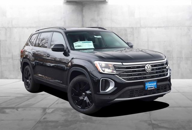 New 2026 Volkswagen Atlas SE image 2