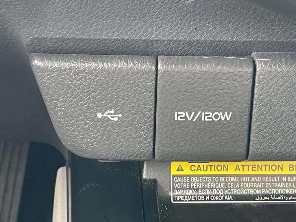 Used 2020 Toyota Camry XSE FWD image 29