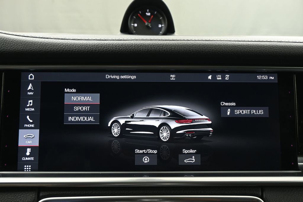 Used 2018 Porsche Panamera 4 image 31