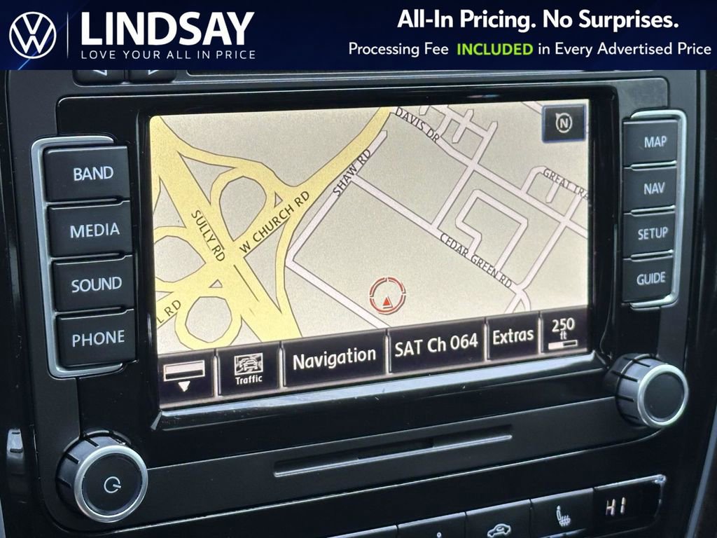 Used 2015 Volkswagen Passat TDI SEL Premium FWD image 16
