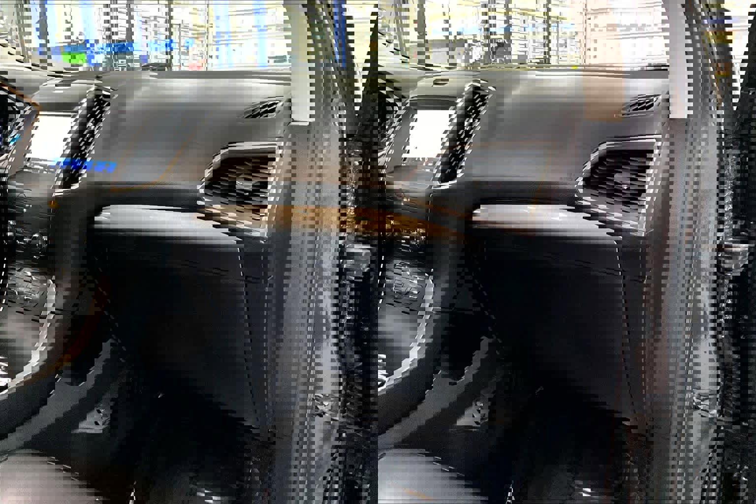 Used 2020 Ford Edge SEL w/ Convenience Package image 18