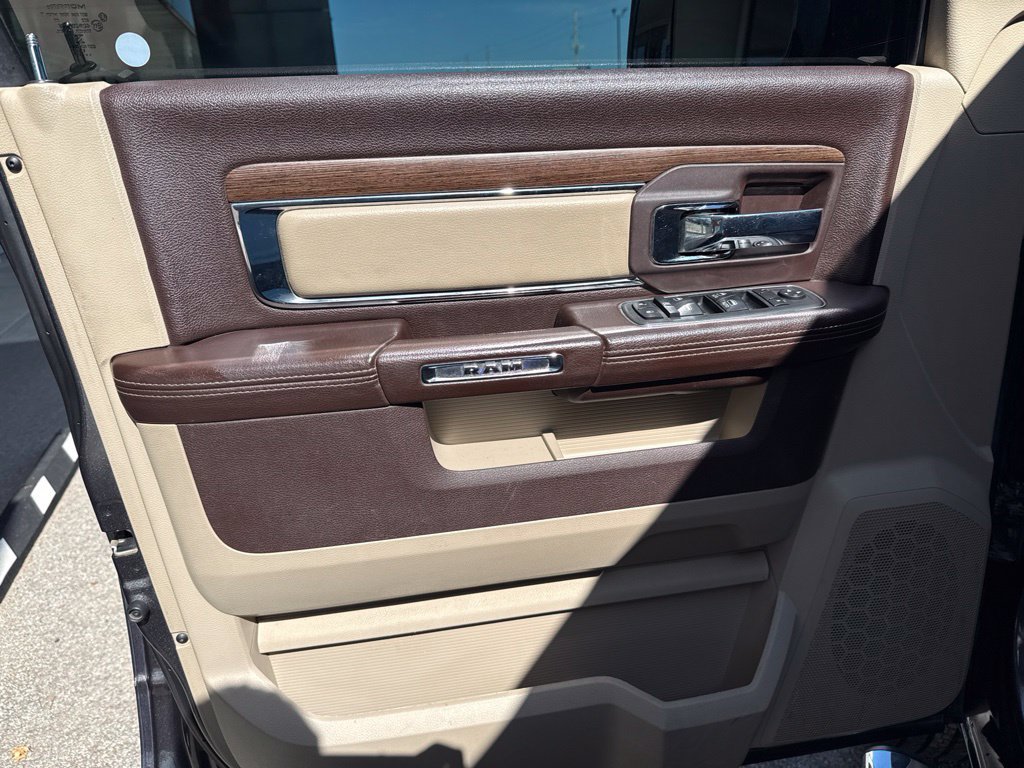 Used 2017 RAM 1500 Laramie w/ Convenience Group AWD/4WD image 20