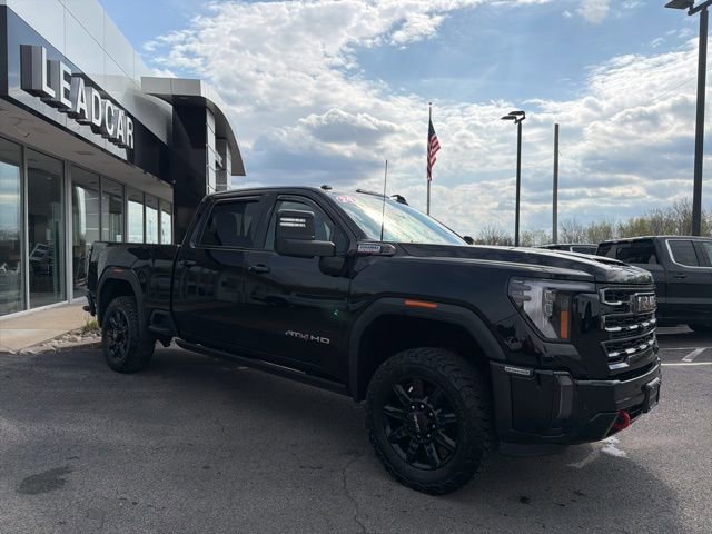 Used 2024 GMC Sierra 2500 AT4 w/ AT4 Premium Plus Package AWD/4WD image 7