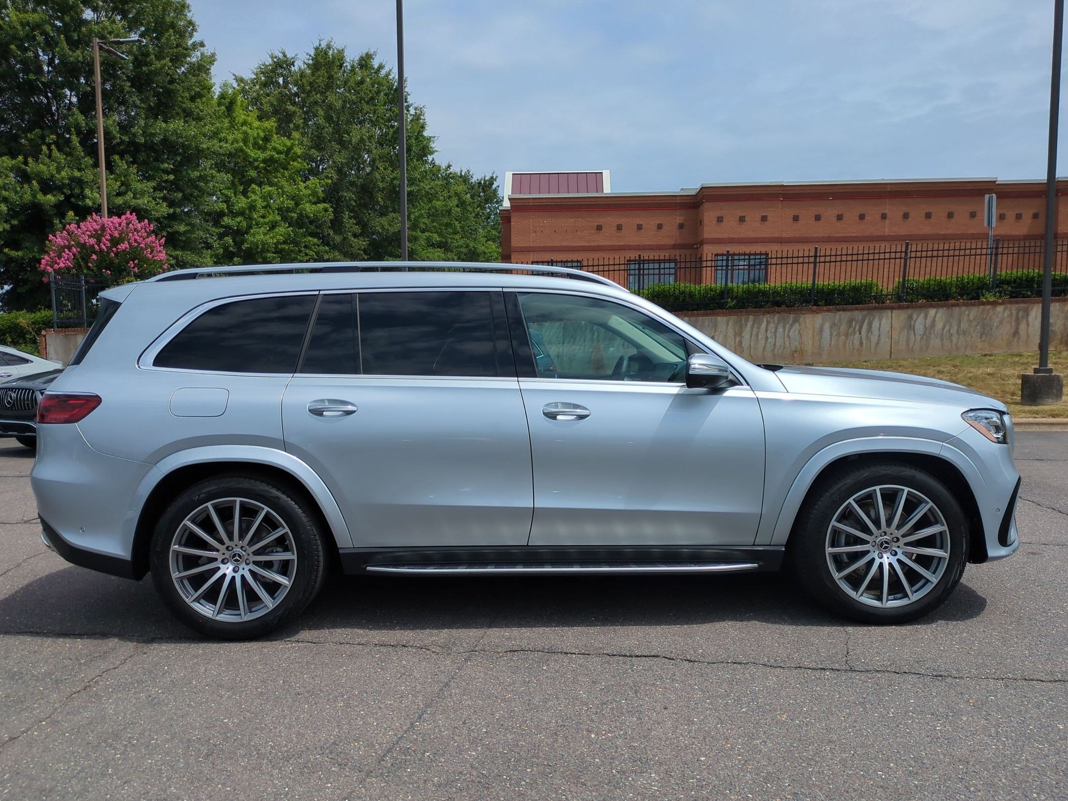 Certified 2026 Mercedes-Benz GLS 450 4MATIC image 2
