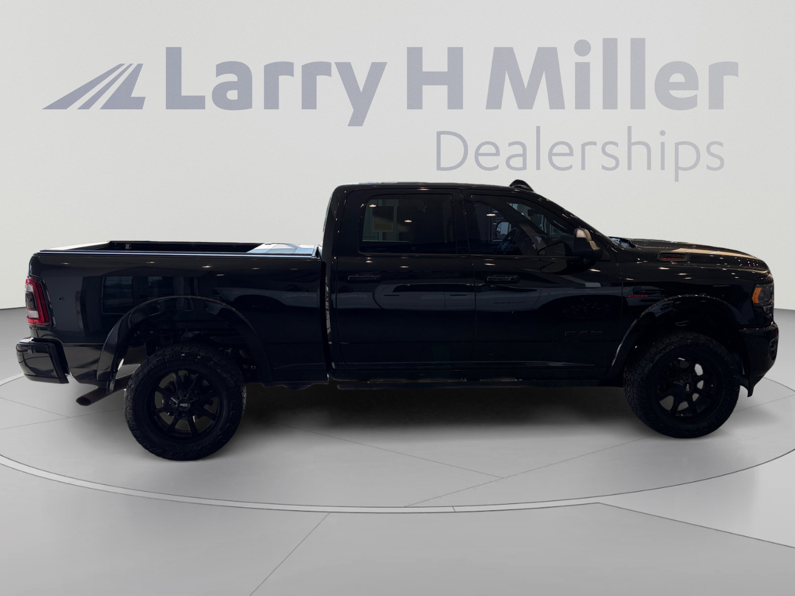 Used 2020 RAM 2500 Limited AWD/4WD image 6