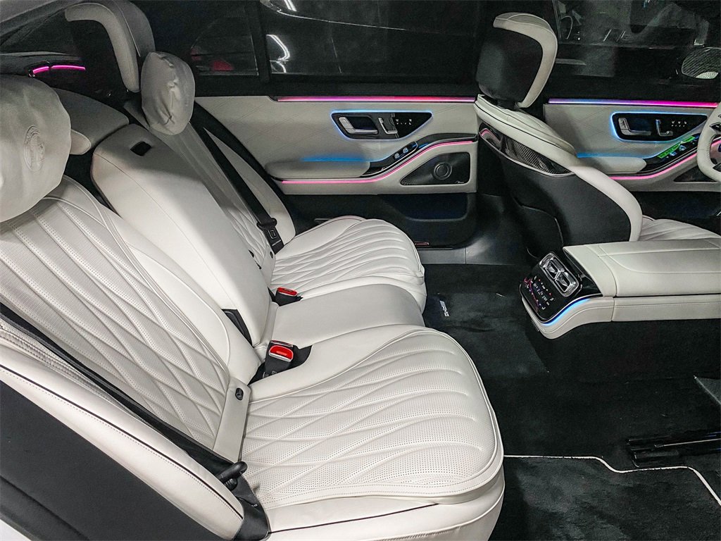 New 2025 Mercedes-Benz S 63 AMG S image 19