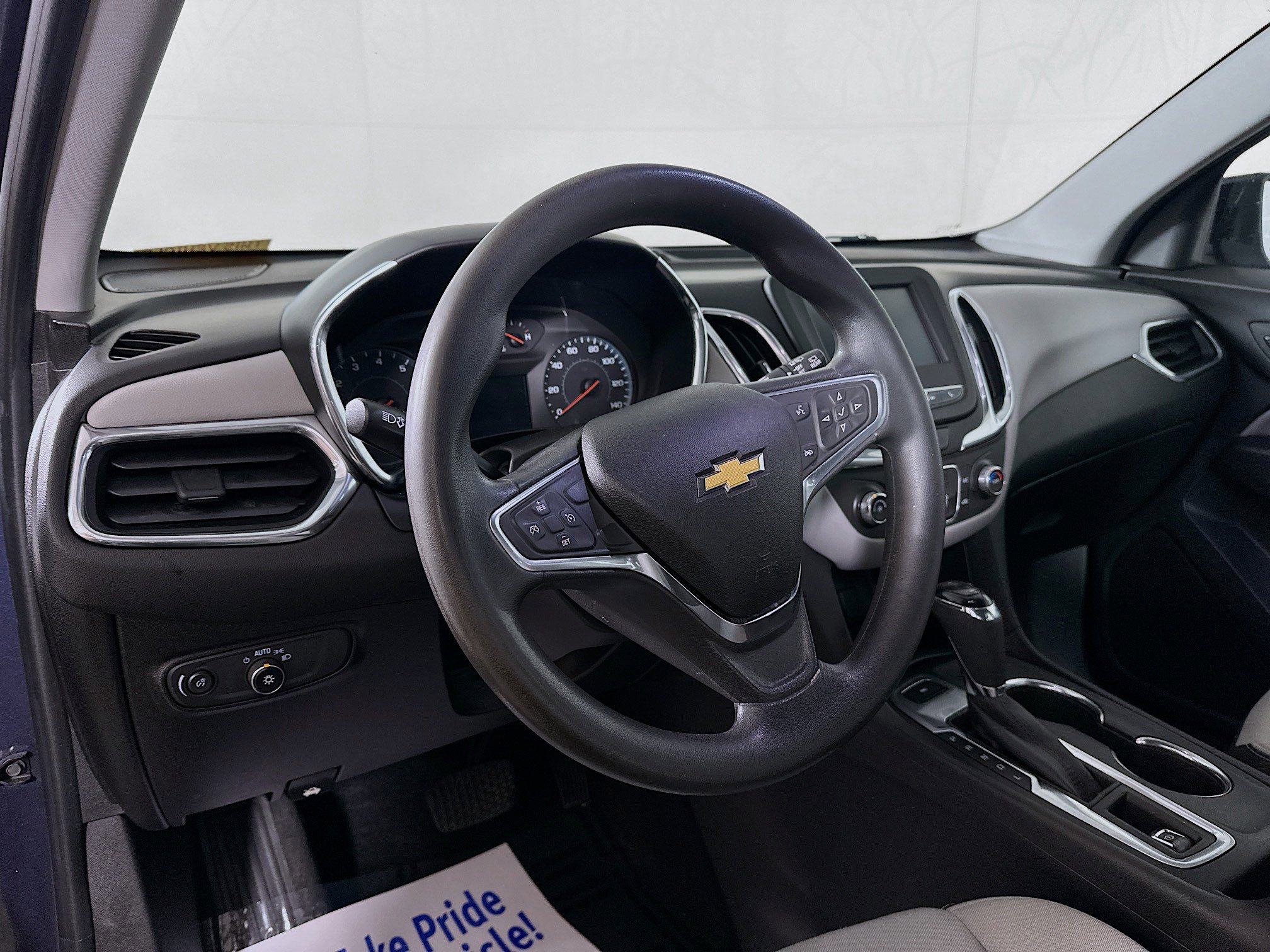 Used 2018 Chevrolet Equinox LS AWD/4WD image 9
