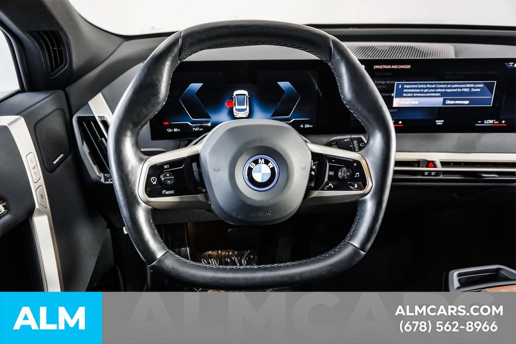 Used 2023 BMW iX xDrive50 w/ Premium Package AWD/4WD image 28