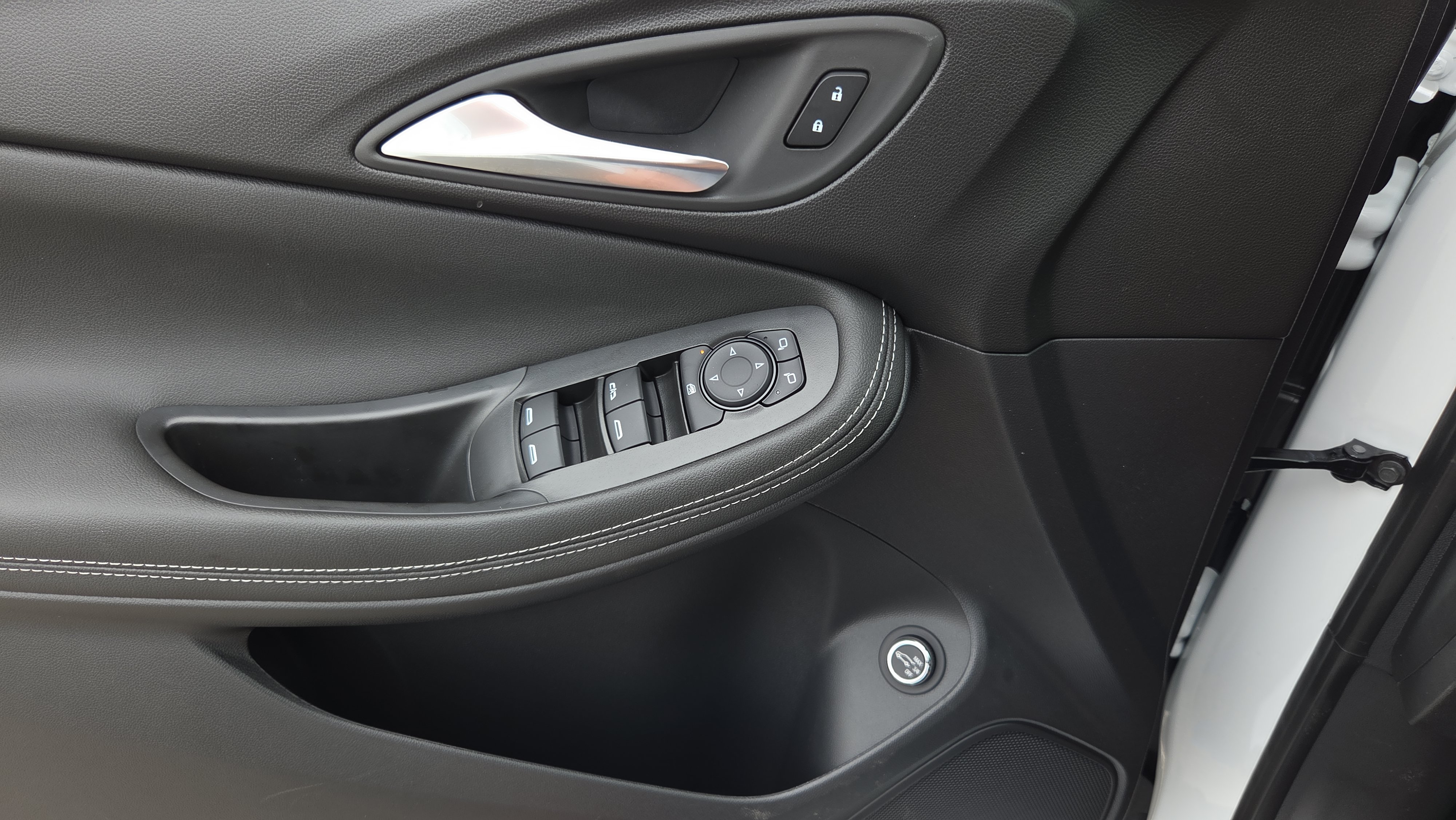 New 2026 Buick Encore GX Preferred w/ Advanced Technology Package AWD/4WD image 28