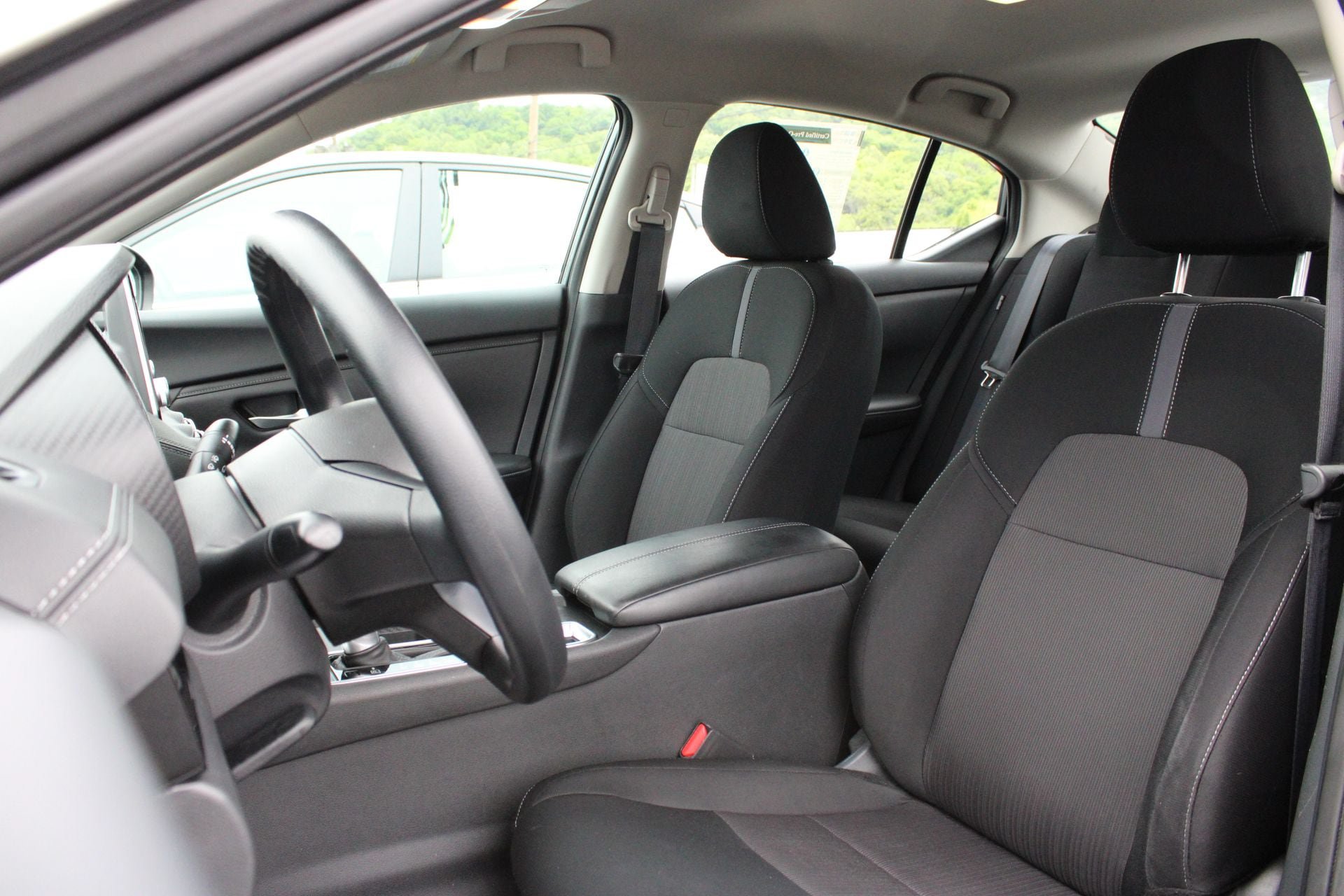 Used 2024 Nissan Sentra SV FWD image 14