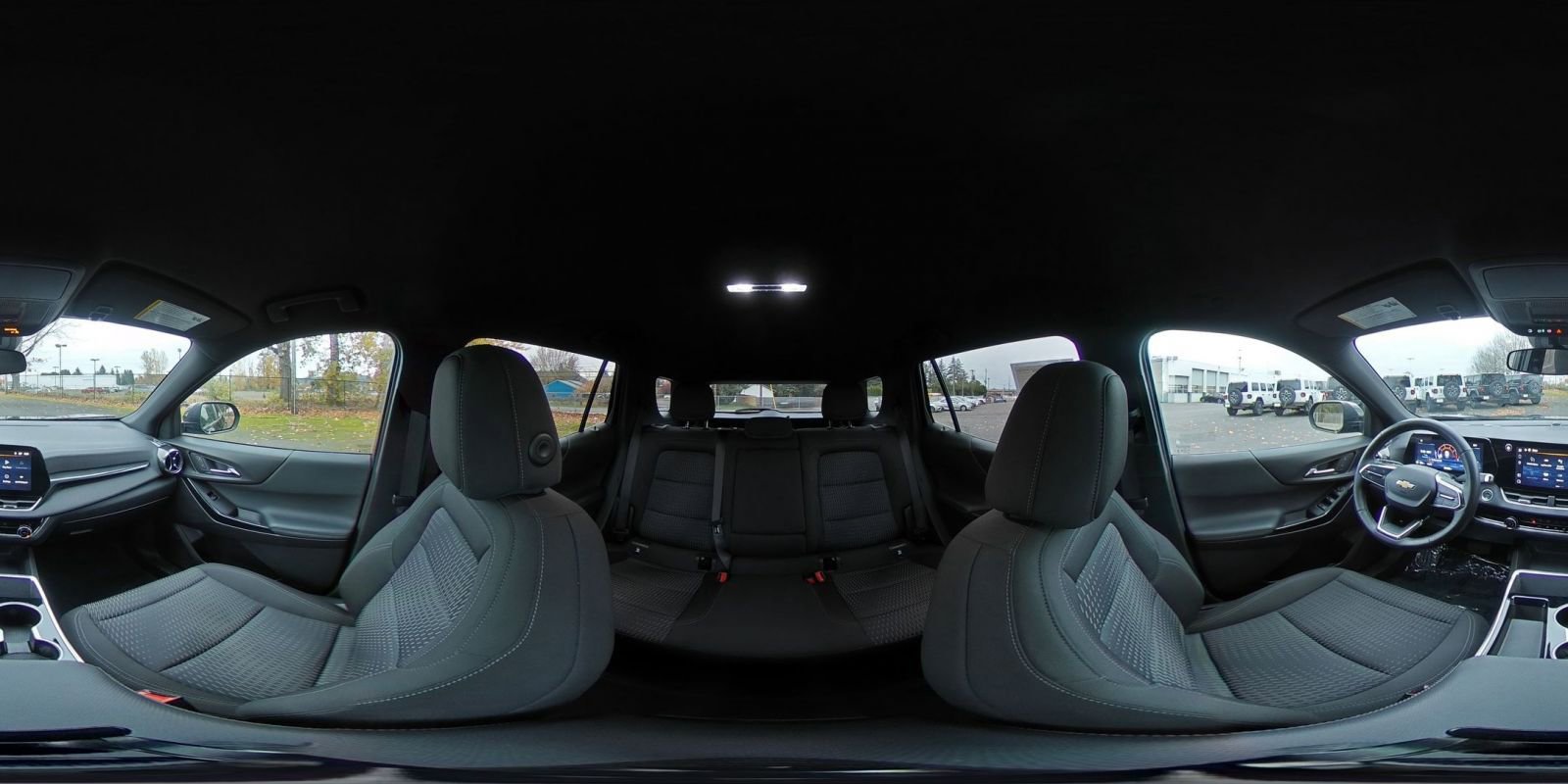 Used 2025 Chevrolet Equinox LT image 42