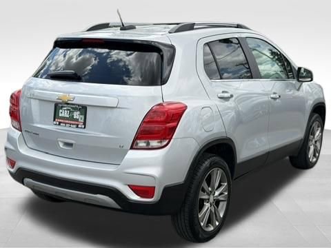 Used 2019 Chevrolet Trax LT w/ Sun & Sound Package image 6