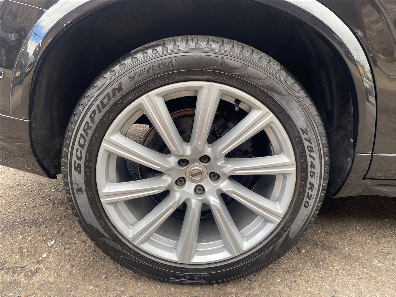 Used 2016 Volvo XC90 T6 Inscription w/ Vision Package image 17