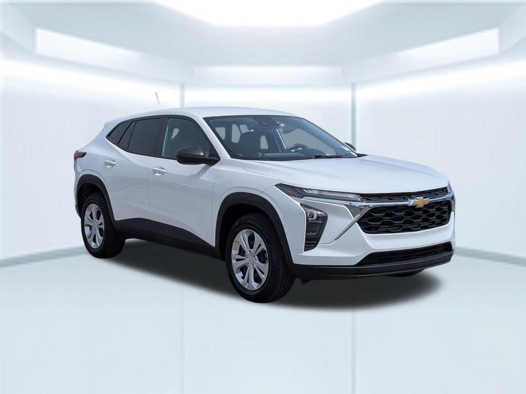 Used 2024 Chevrolet Trax LS FWD image 8