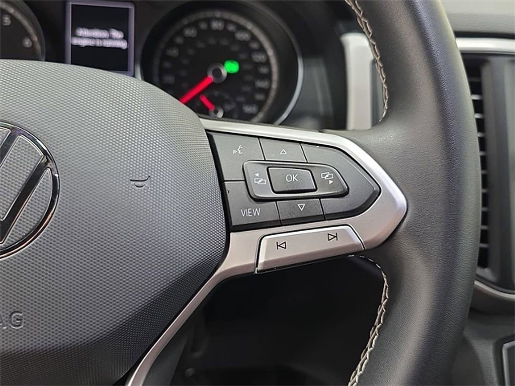 Used 2021 Volkswagen Atlas Cross Sport SE AWD/4WD image 18