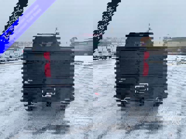 New 2026 Chevrolet Silverado 1500 Custom Trail Boss w/ LPO, Dark Essentials Package image 4