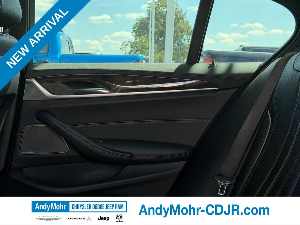 Used 2018 BMW 540i xDrive AWD/4WD image 30