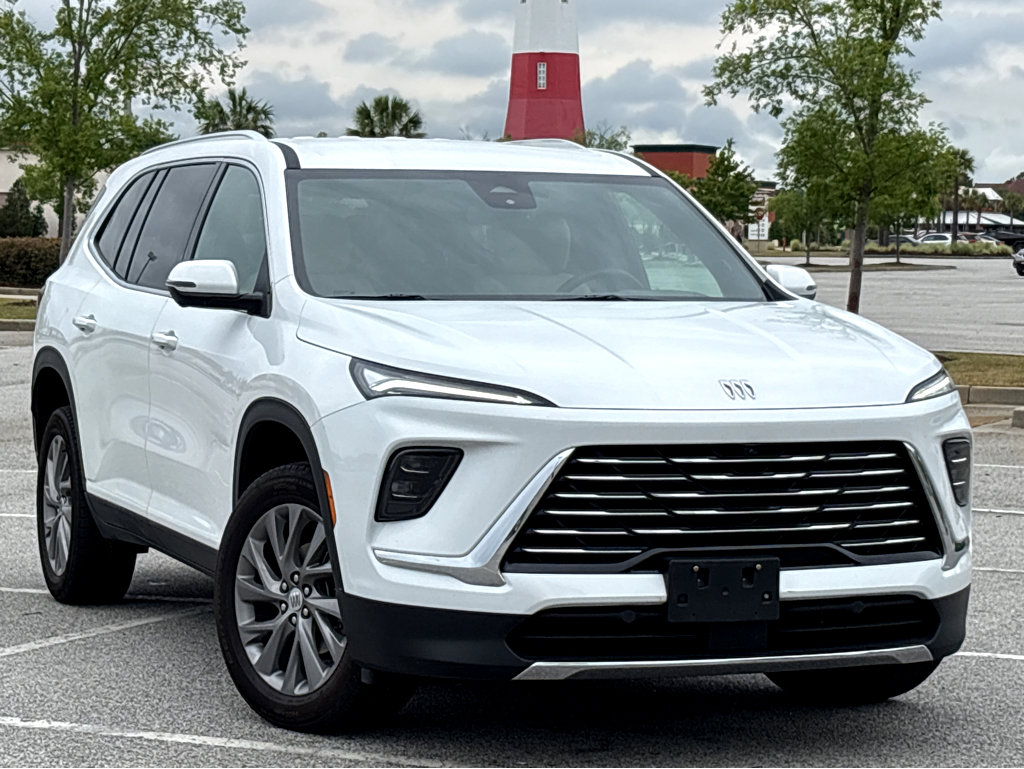 Used 2025 Buick Enclave Preferred