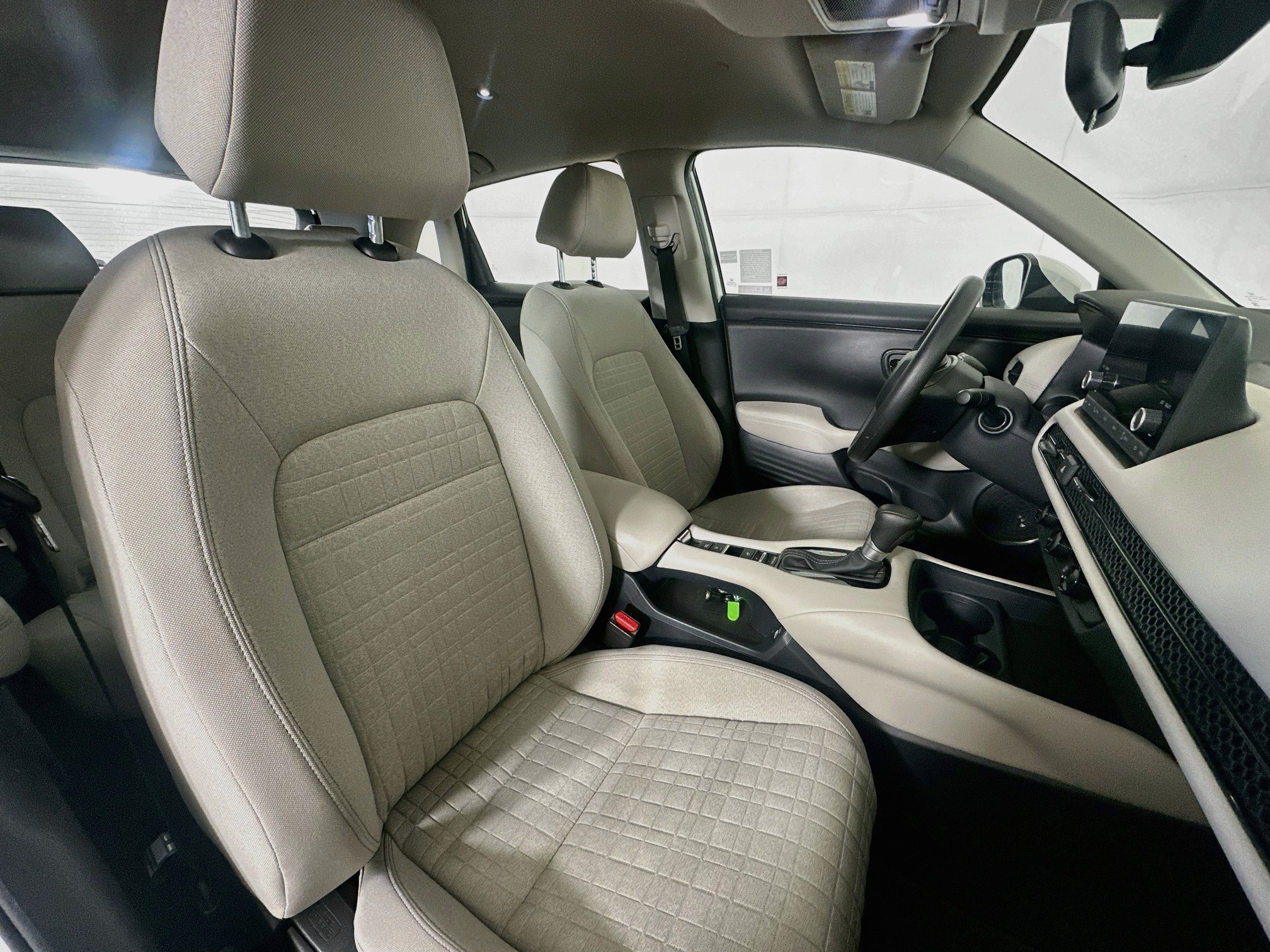 Used 2023 Honda HR-V LX image 28