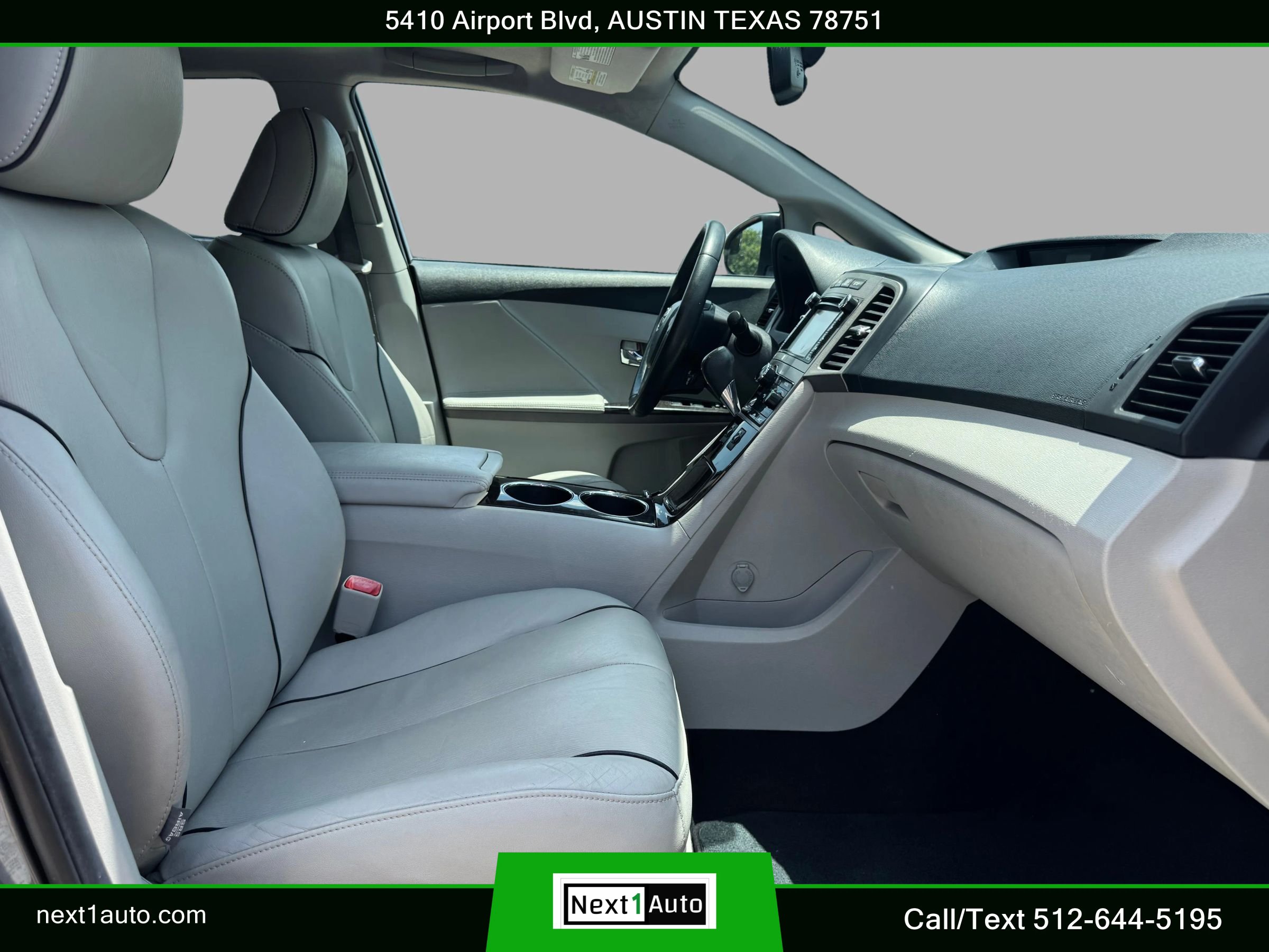 Used 2013 Toyota Venza XLE w/ XLE Premium Pkg AWD/4WD image 29
