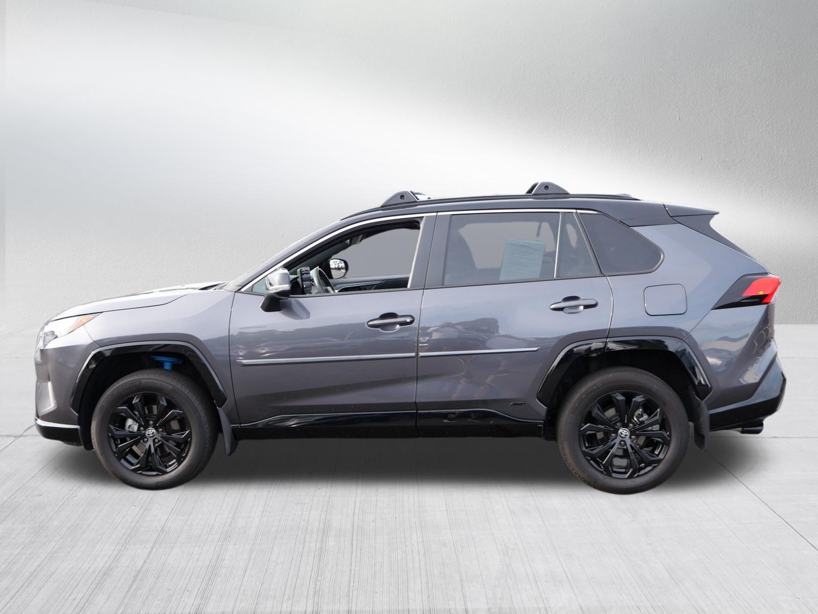Certified 2025 Toyota RAV4 XSE w/ Weather Package AWD/4WD image 4