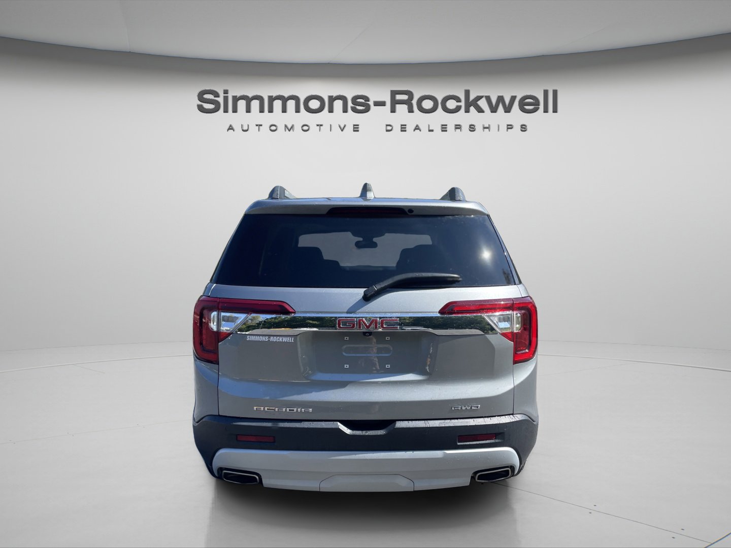 Used 2023 GMC Acadia SLT image 4