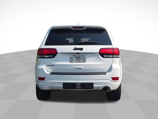 Used 2020 Jeep Grand Cherokee Altitude AWD/4WD image 4