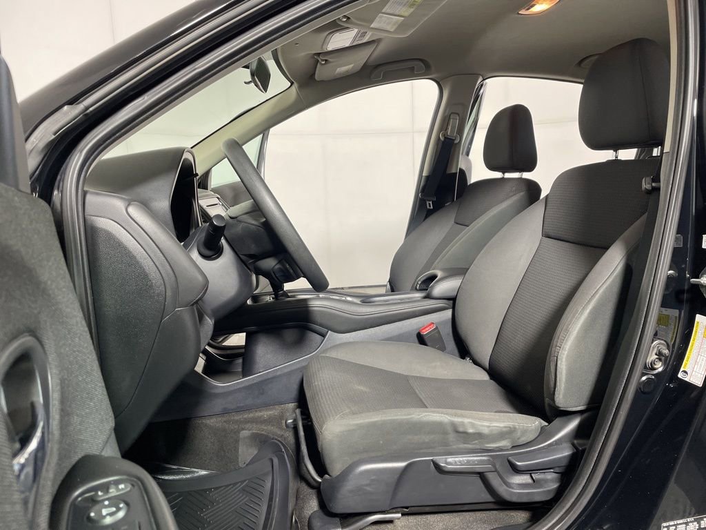 Used 2019 Honda HR-V LX image 10
