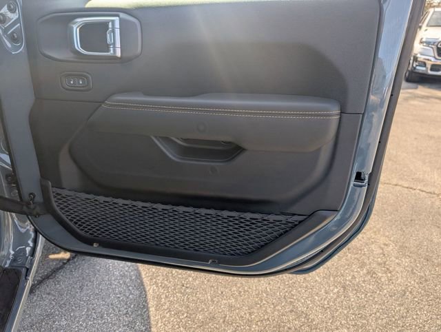 New 2026 Jeep Gladiator Sport image 30