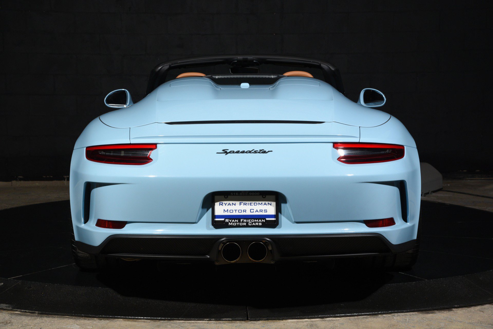 Used 2019 Porsche 911 Speedster RWD image 15