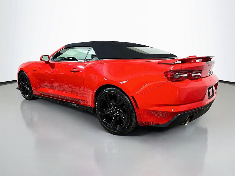 Used 2022 Chevrolet Camaro LT RWD image 5
