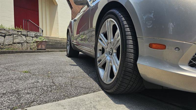 Used 2015 Bentley Continental GT image 33