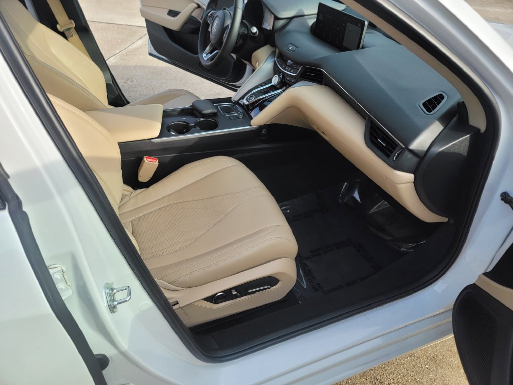 Used 2025 Acura TLX w/ Technology Package FWD image 14