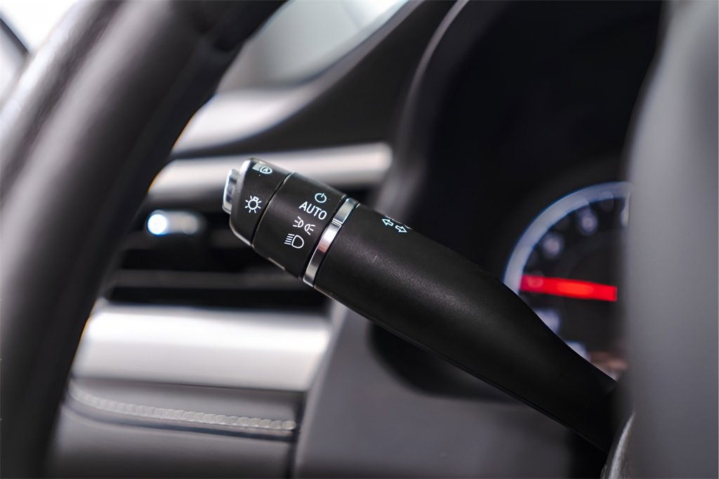 Used 2023 GMC Acadia SLE w/ Driver Convenience Package image 22