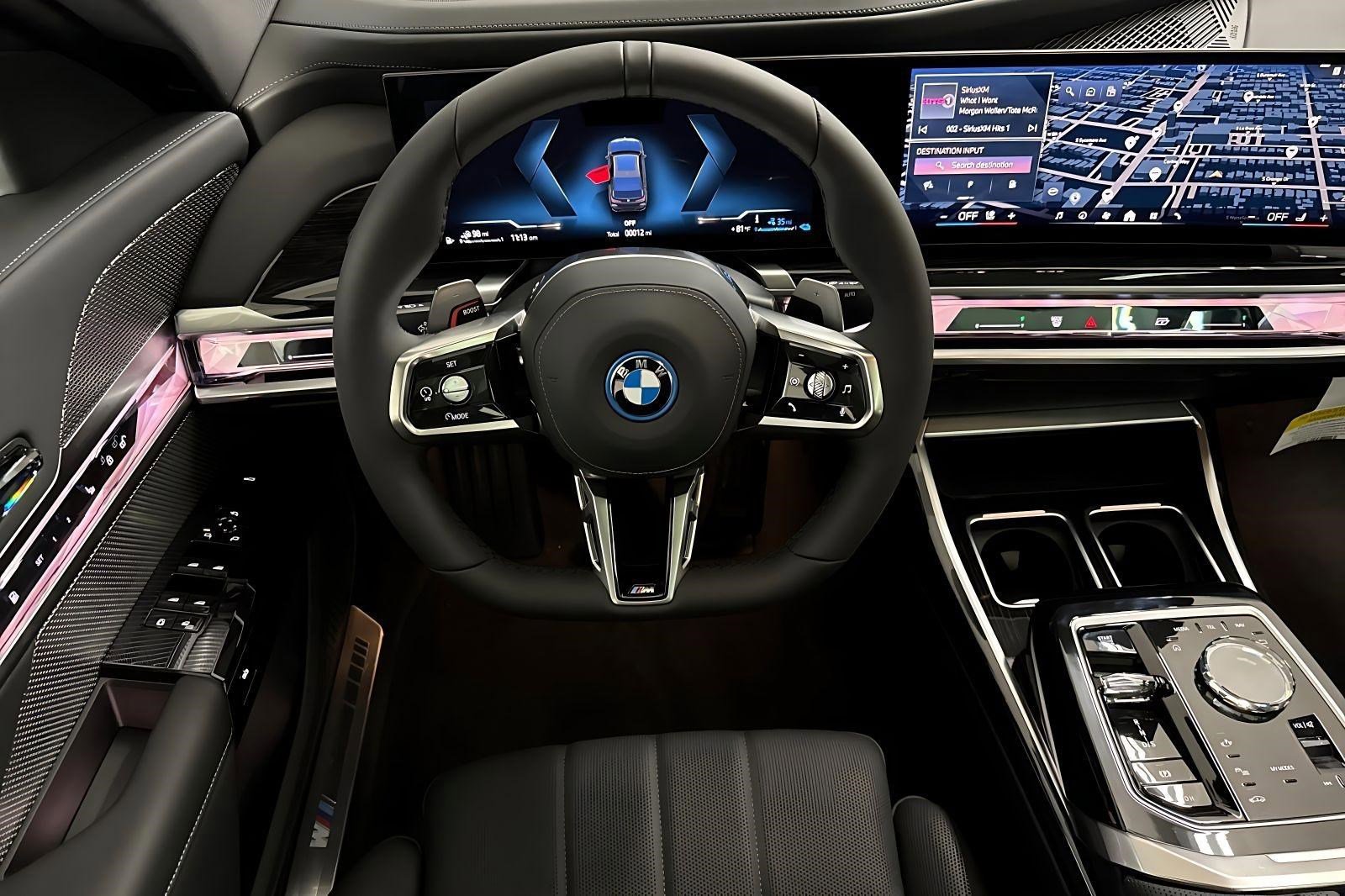 New 2026 BMW 750e xDrive image 27