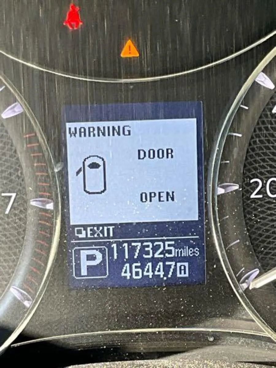 Used 2019 INFINITI QX80 Luxe w/ Cargo Package image 16