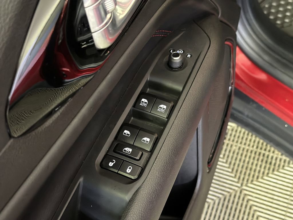 Used 2024 Jeep Compass Trailhawk w/ Trailhawk Elite Group AWD/4WD image 10
