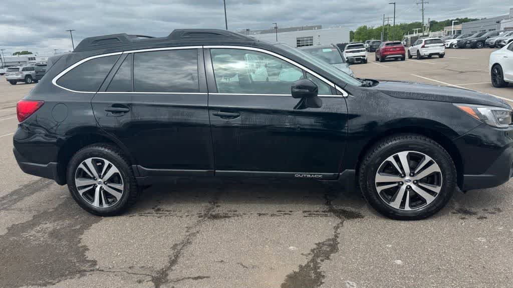 Used 2019 Subaru Outback 2.5i Limited w/ Popular Package #2 AWD/4WD image 4