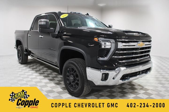 Used 2024 Chevrolet Silverado 2500 LTZ w/ LTZ Convenience Package image 1