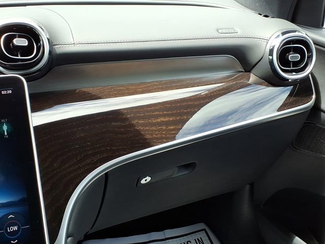 Used 2023 Mercedes-Benz GLC 300 4MATIC image 22