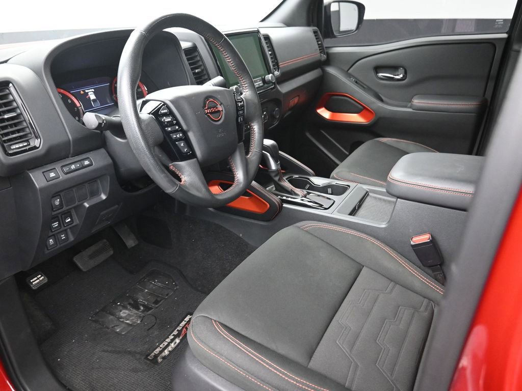 Used 2023 Nissan Frontier PRO-4X w/ Technology Package image 9