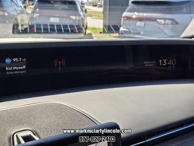 New 2026 Lincoln Nautilus Premier AWD/4WD image 21