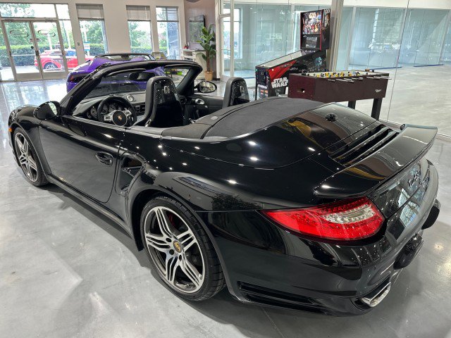 Used 2010 Porsche 911 Turbo AWD/4WD image 28
