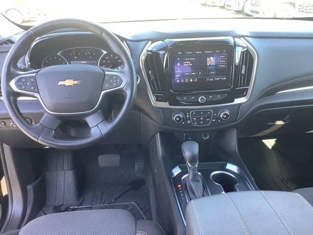 Used 2021 Chevrolet Traverse LT image 13
