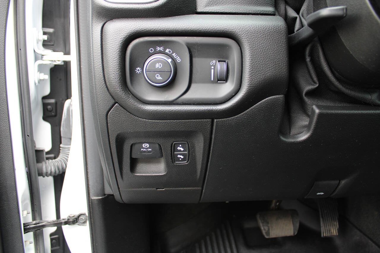 Used 2021 RAM 1500 Big Horn AWD/4WD image 27